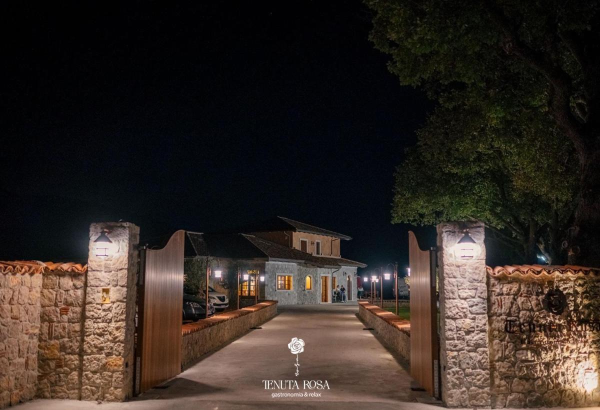 Montesano Scalo Tenuta Rosa - Gastronomia E Relax מראה חיצוני תמונה